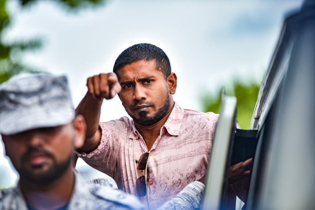 ޔޫތު މިނިސްޓަރު އަހުމަދު މަހުލޫފު | ހިޔާނާތުގެ މައްސަލައގައި މަހުލޫފުގެ މައްޗަށް ދައުވާކުރަން ވަނީ ފޮނުވާފައި