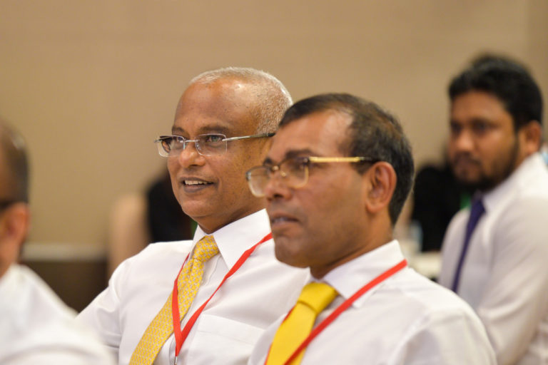 037 Nasheed Solih އެމްޑީޕީގެ ގައުމީ މަޖިލީހުގެ ބައްދަލުވުމެއްގެ ތެރެއިން