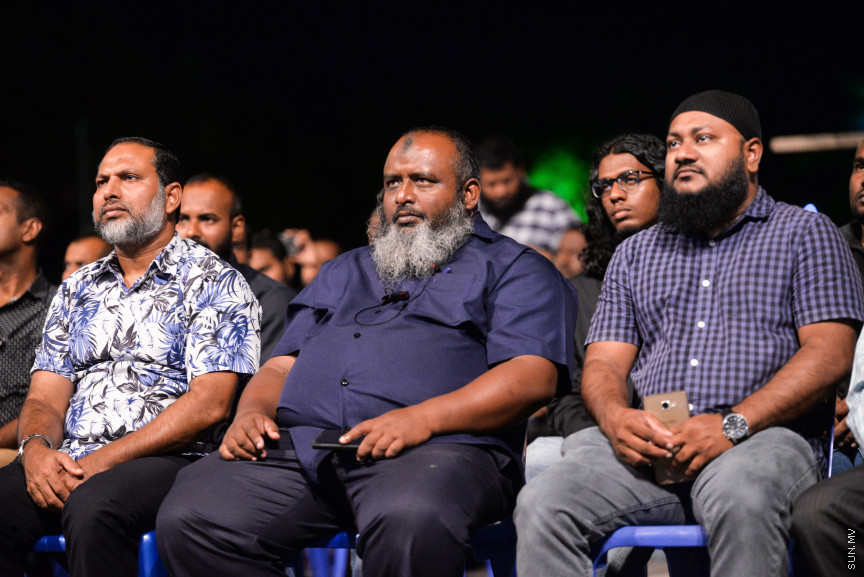 082 adhaalath އަދާލަތު ޕާޓީން 2014 ވަަނަ އަހަރު ބޭއްވި ދަރުހެއްގެ ތެރެއިން
