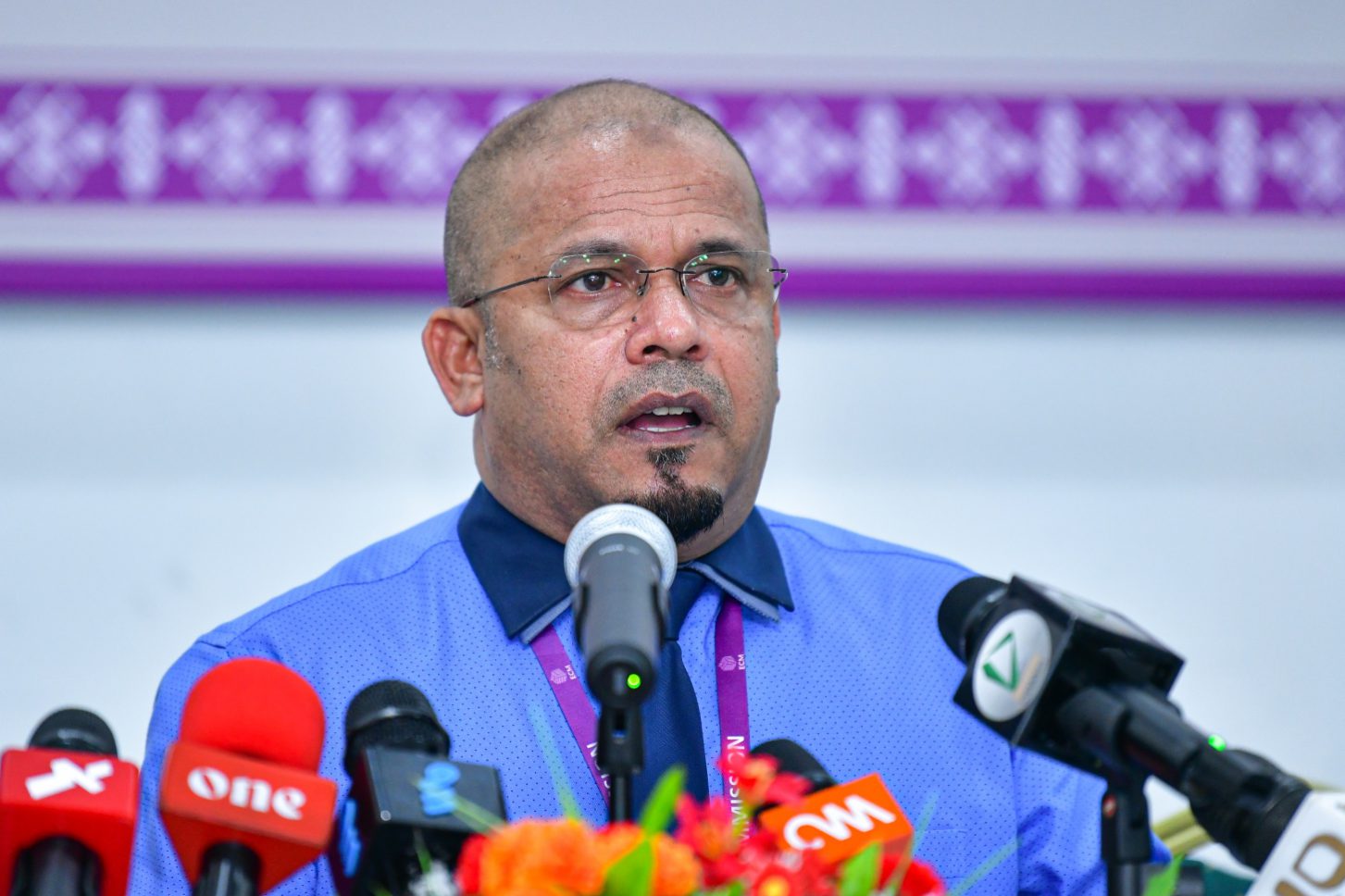 އިލެކްޝަންސް ކޮމިޝަންގެ ރައީސް ޝަރީފު