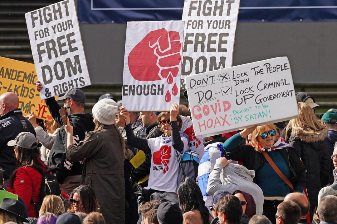 009 australia އޮސްޓްރޭލިއާ ލޮކްޑައުން ކުރުމުން އެކަމާ ދެކޮޅަށް މުޒާހަރާކޮށްފި