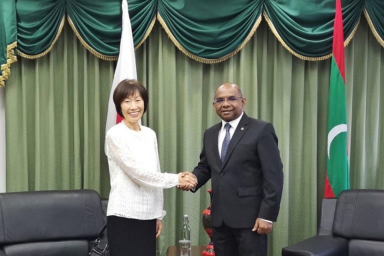 029 shahid japan ފޮރިން މިނިސްޓަރު ޝާހިދާއި ރާއްޖޭގައި ހުންނަވާ ޖަޕާނު ސަފީރު