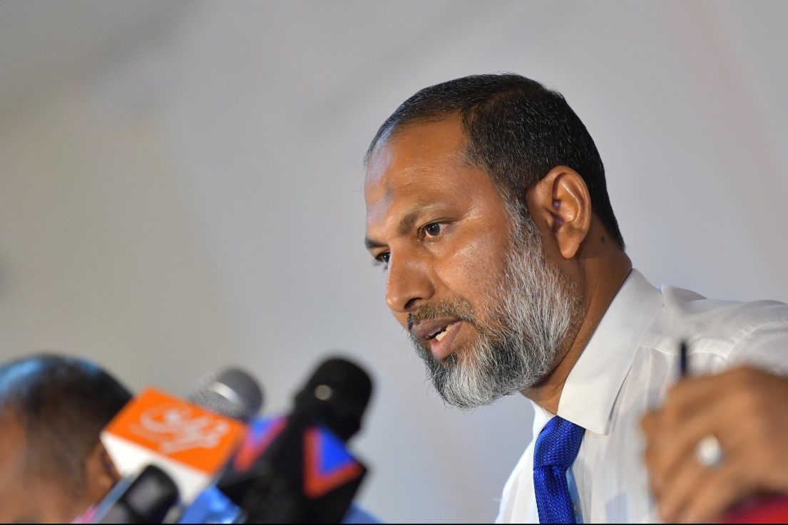 ހޯމް މިނިސްޓަރު އިމްރާން އަބްދުﷲ