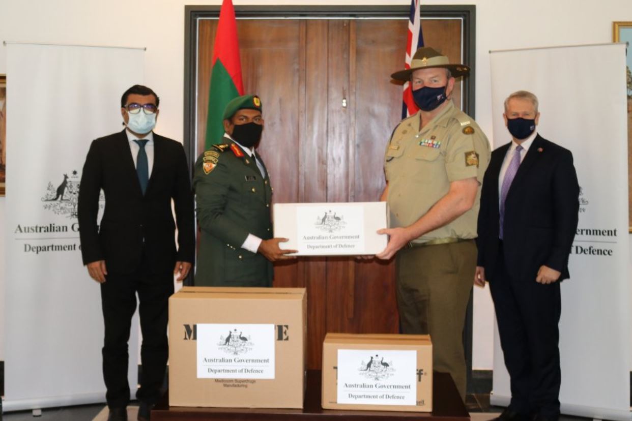 އޮސްޓްރޭލިއާއިން ރާއްޖެއަށް ހަދިޔާކުރި ޕީޕީއީއާ ހަވާލުވަނީ