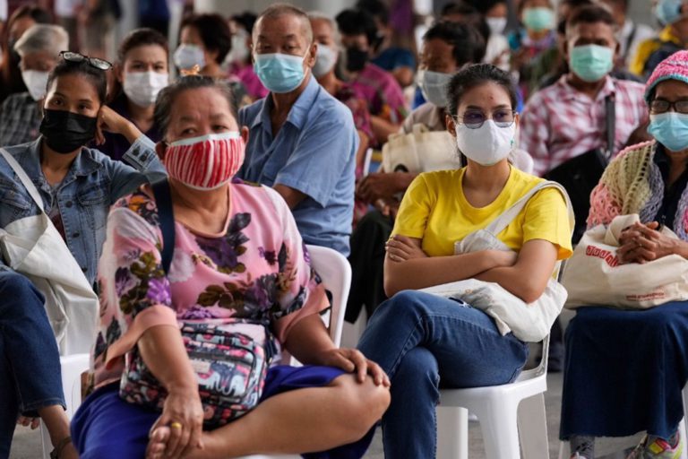 075 thailand ތައިލޭންޑުގައި ކޮވިޑު ނަމްބަރުތައް އަނެއްކާވެސް މައްޗަށް ދާން ފަށައިފި