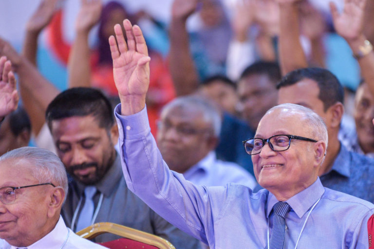 ކުރީގެ ރައީސް މައުމޫނު