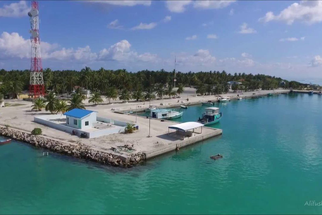 002 alifushi އަލިފުށި. މިރަށުގައި އެއާޕޯޓު ތަރައްގީކުރުމުގެ އެއްބަސްވުމުގައި ވަނީ ސޮއިކޮށްފައި | ފޮޓޯ: އަލިފުށިއޮންލައިން