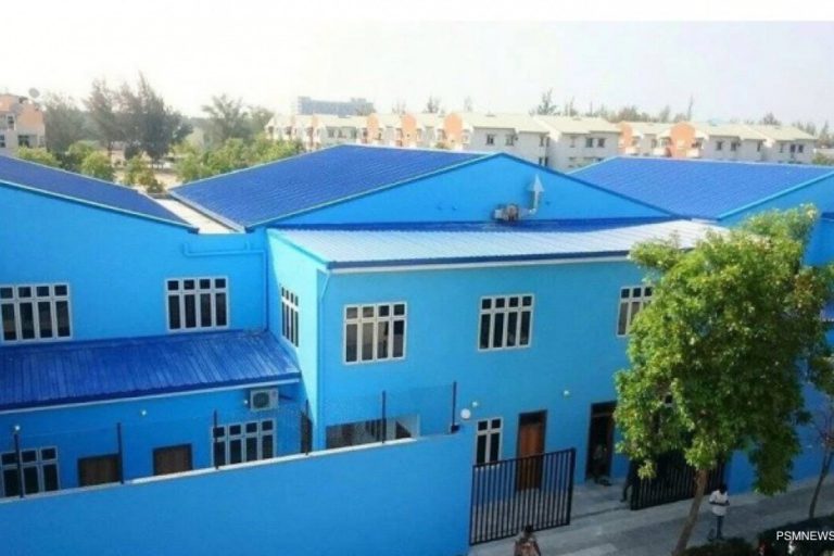 006 fiyavathi ހުޅުމާލޭގައި ހުންނަ ކުޑަކުދިންގެ ހިޔާ (ފިޔަވަތި) ގައި ކުޑަކުދިންތަކަކަށް އަނިޔާކުރި މައްސަލައެއް ވަނީ ފެންމަތިވެފައި