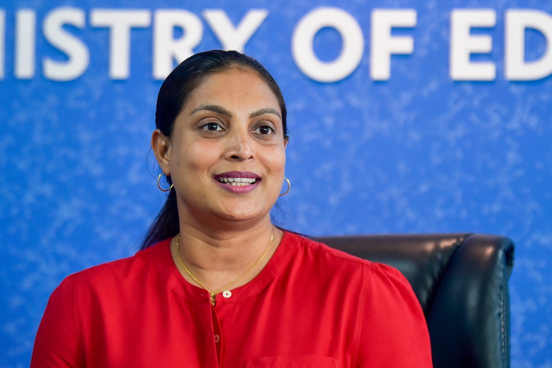 007 education އެޑިއުކޭޝަން މިނިސްޓަރު އައިޝަތު އަލީ