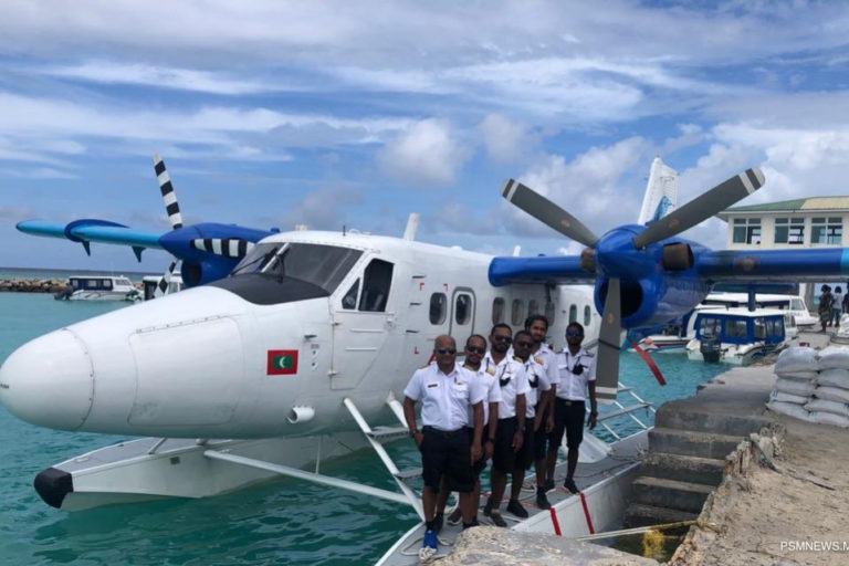 010 maldivian މޯލްޑިވިއަންގެ ސީޕްލޭން ޕައިލެޓުންތަކެއް