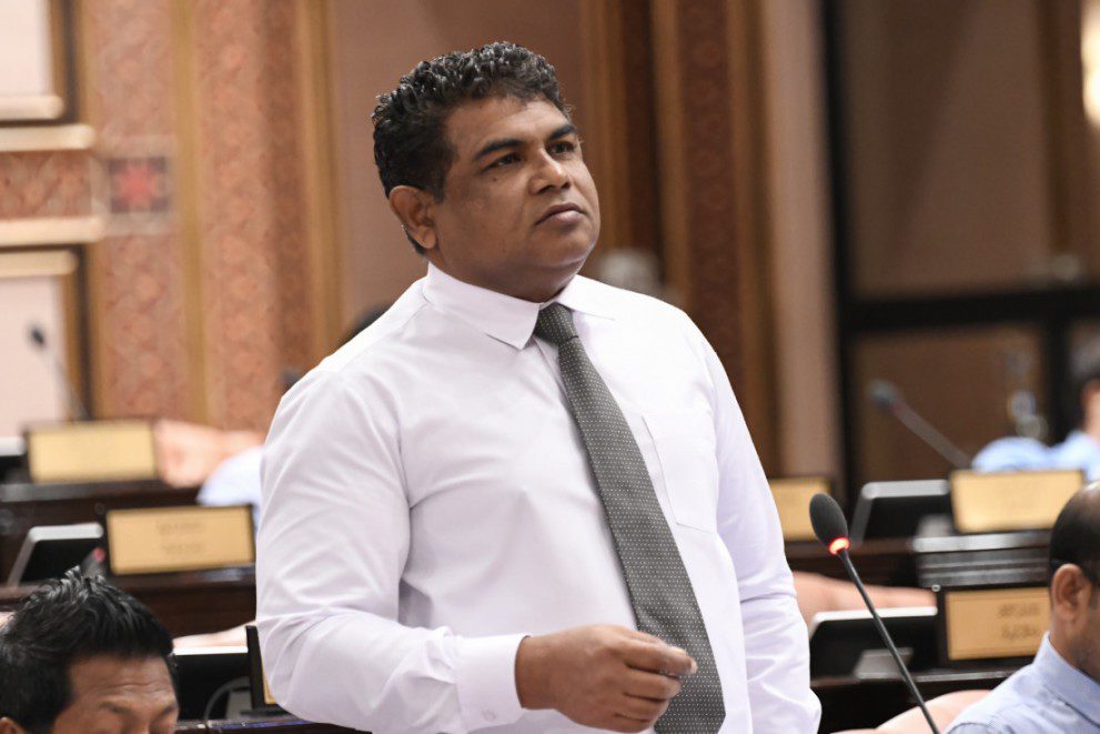 މާފަންނު މެދު ދާއިރާގެ މެމްބަރު އިބްރާހިމް ރަޝީދު (ބޮންޑޭ)