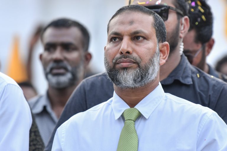 އަދާލަތު ޕާޓީގެ ރައީސް އަދި ހޯމް މިނިސްޓަރު އިމްރާން އަބްދުﷲ