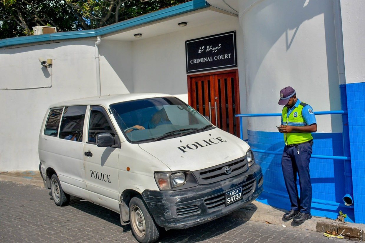 079 criminal ކްރިމިނަލް ކޯޓު