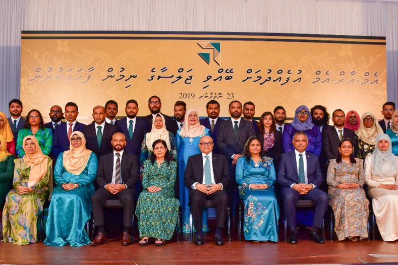 MRM-executive-committee މޯލްޑިވްސް ރިފޯމް މޫވްމަންޓްގެ މެމްބަރުން
