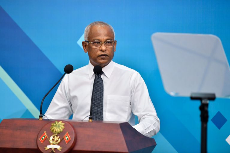 100 solih ހިންގުމުގެ ދާއިރާގެ އިސް މުވައްޒަފުންގެ ހުނަރާއި ޤާބިލުކަން އިތުރުކުރުމުގެ ޕްރޮގްރާމް އިފްތިތާޙު ކުރުމުގެ ރަސްމިއްޔާތު