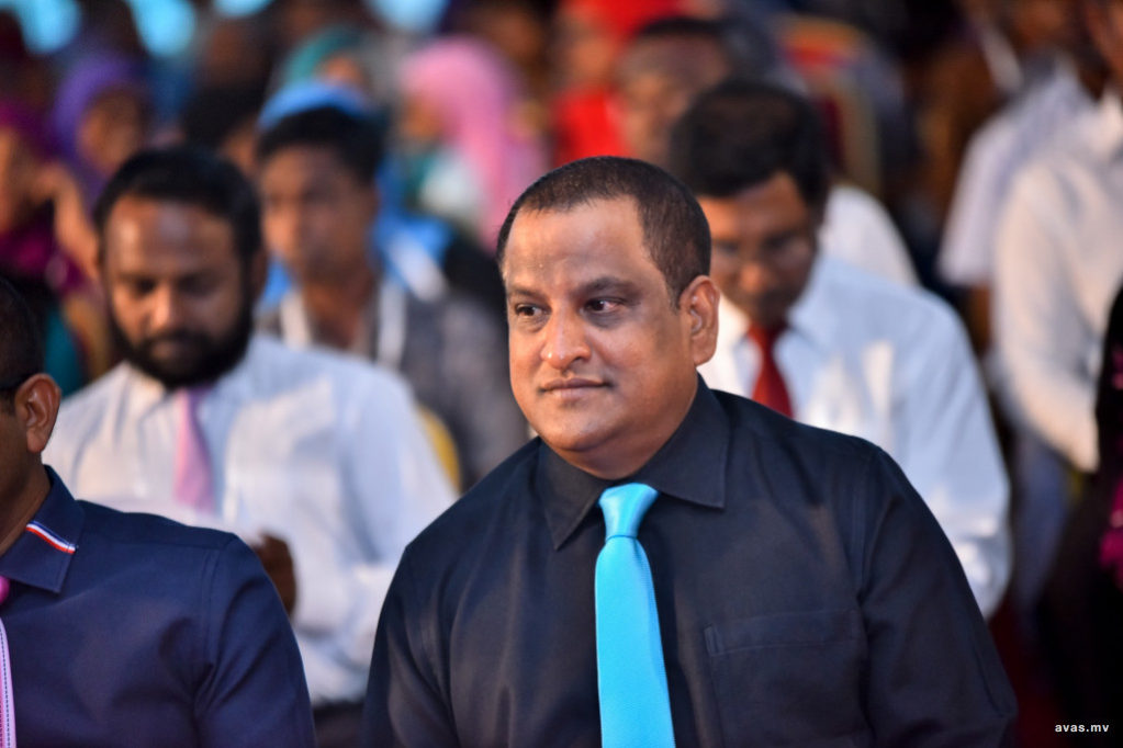 big_3nbwKT8QRbYamsgzA0pAvimyn