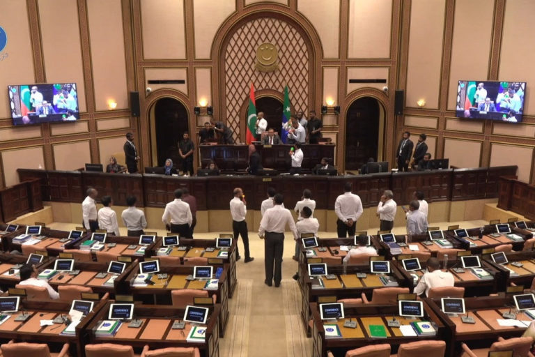 0003f4f5-f89a-4908-b65c-e3ff0639961f