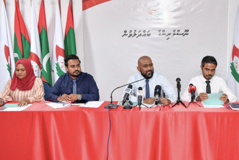 74658569-DA78-4B4B-90C0-10D820F118DA