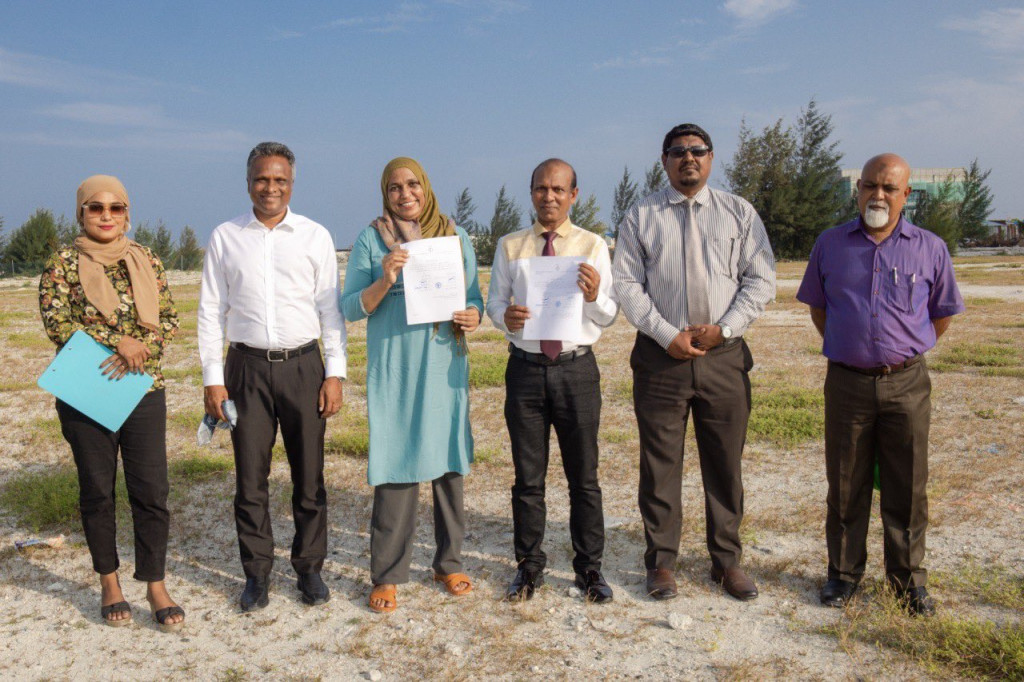 big_vEGUb3PzBP8sovbVyu80D4xx8