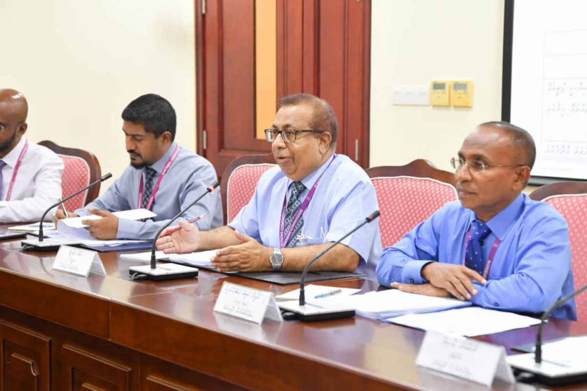 large_165642672564YbnN