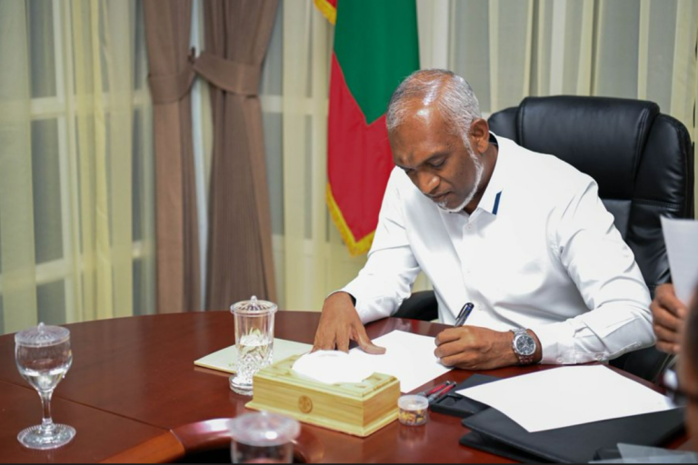 large_170952988753iRx2