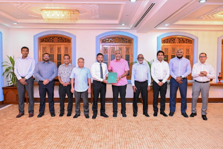 big_zFKMWhsy1exsSFjxYp2smUOCQ