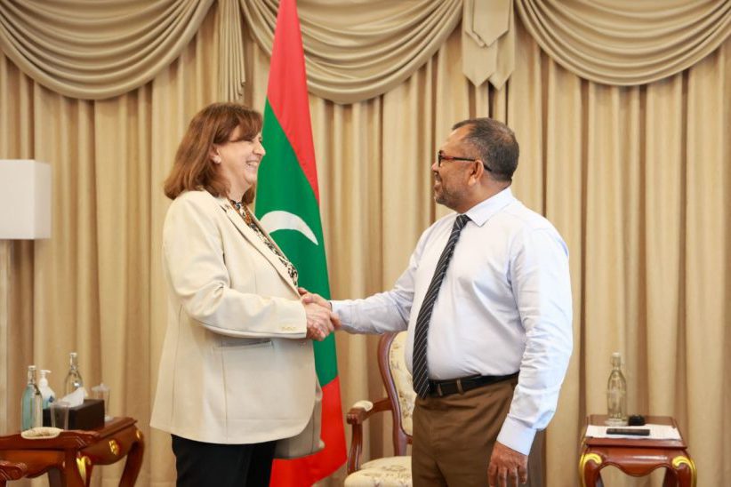 057-Zameer-EU-850x548