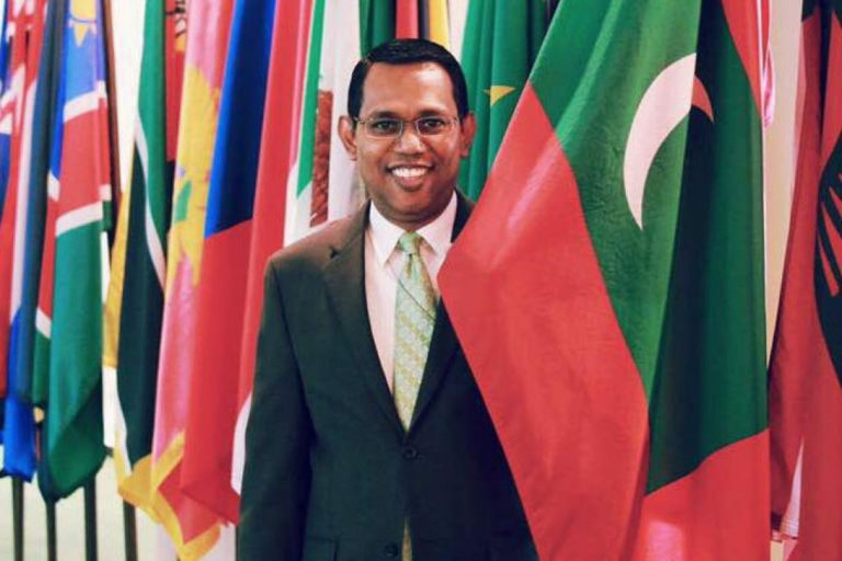 big_8KGtVo8jePp7oPnKyYttiyz5a