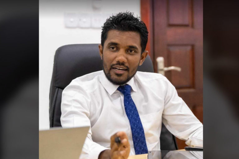 big_iiIddN1YioZaIBfIZFZRWawm1