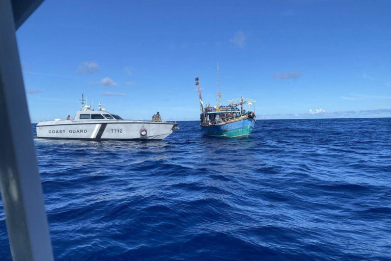 large_174686549842JtOU