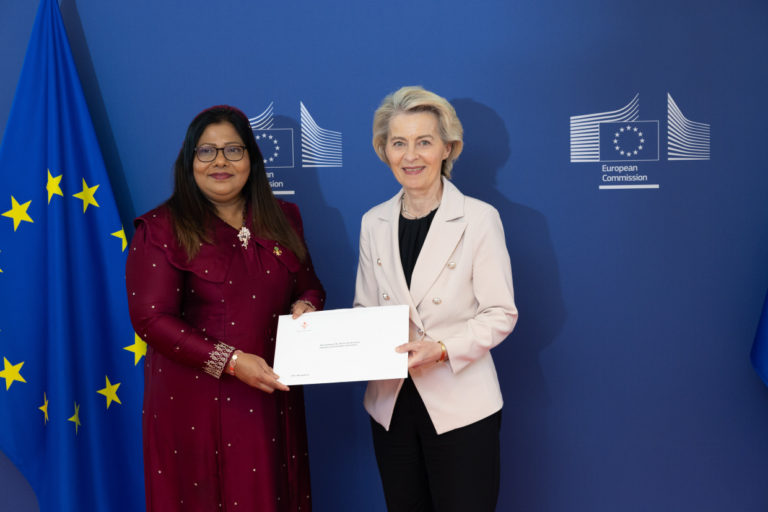 large_17477607871841Gp