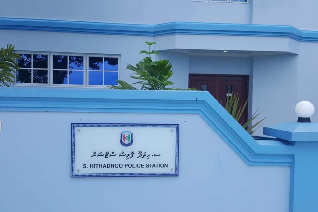 b_DSV7iGiLYCTeatTVhfzEtkHCw