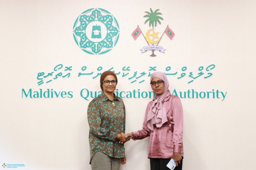 b_yDchlCc7HdlPPCK5lixxqJgIX