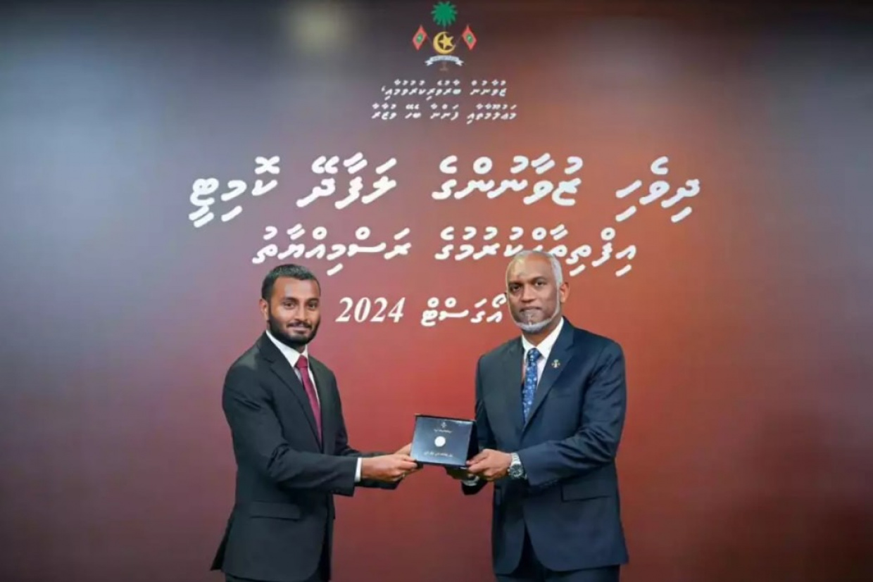 large_175542857219NlzB