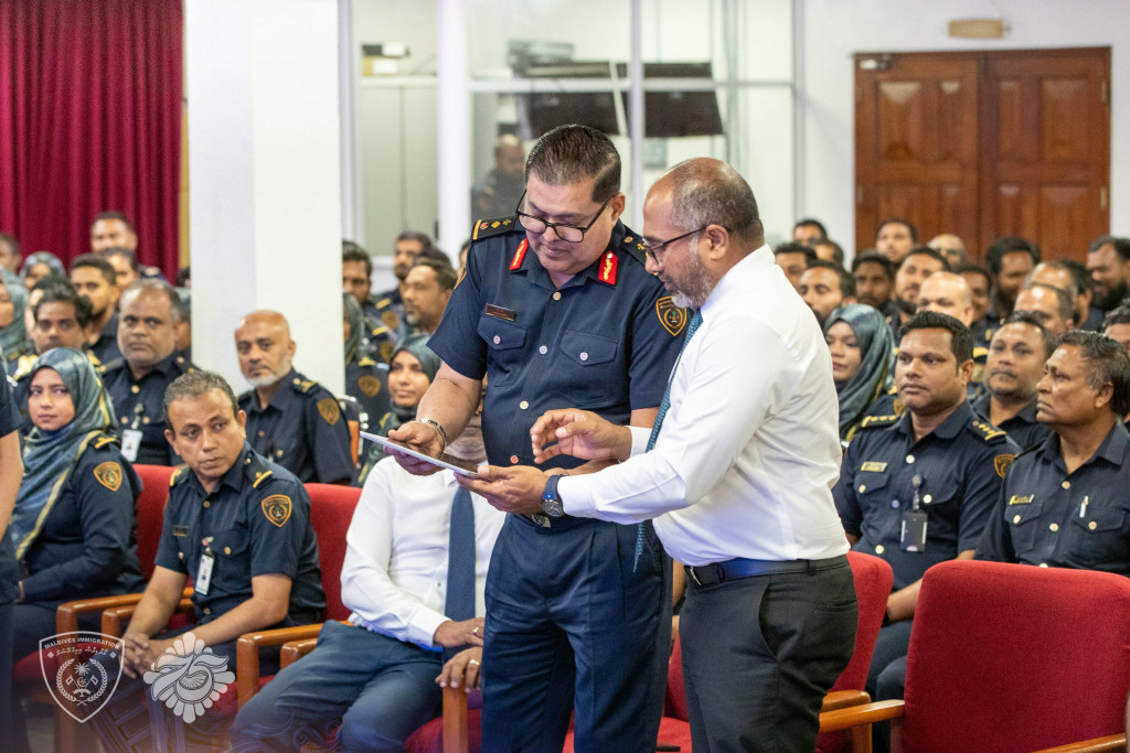 big_ohI5u21it000q6zlnXj849IKn