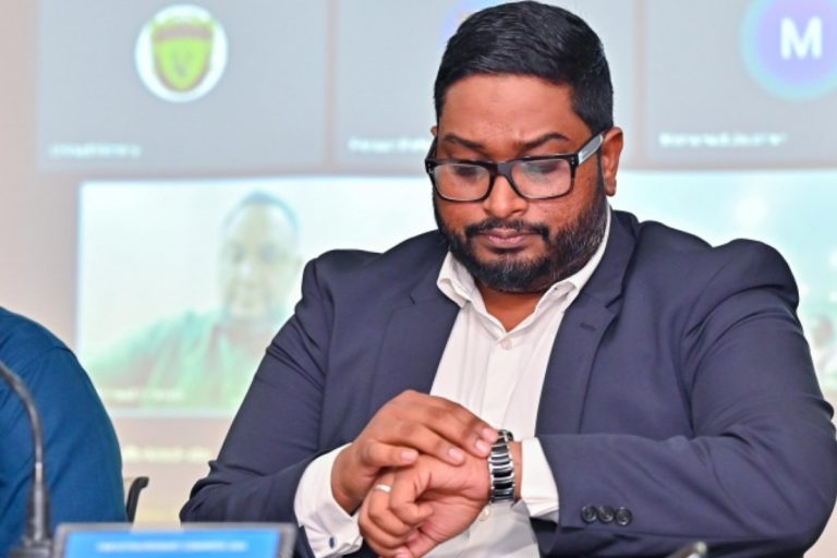 385674_4_a8e8cf8da44ffc9ca07b09d79b77c40b18ecd8a6_medium