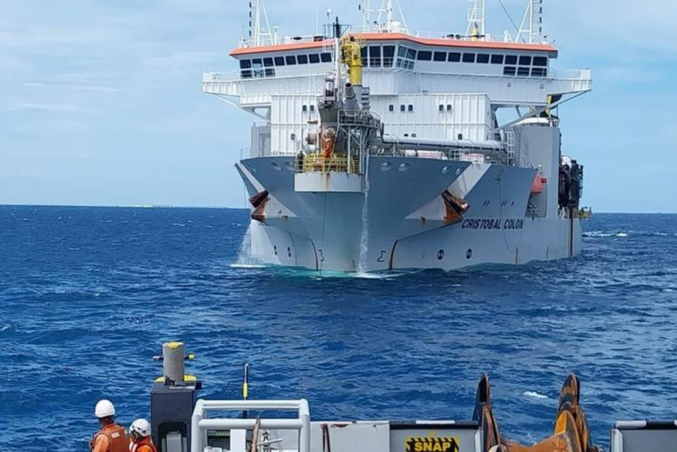 large_176459291041a5Ai