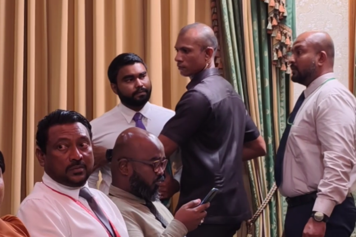 ފޮޓޯ: ސަން